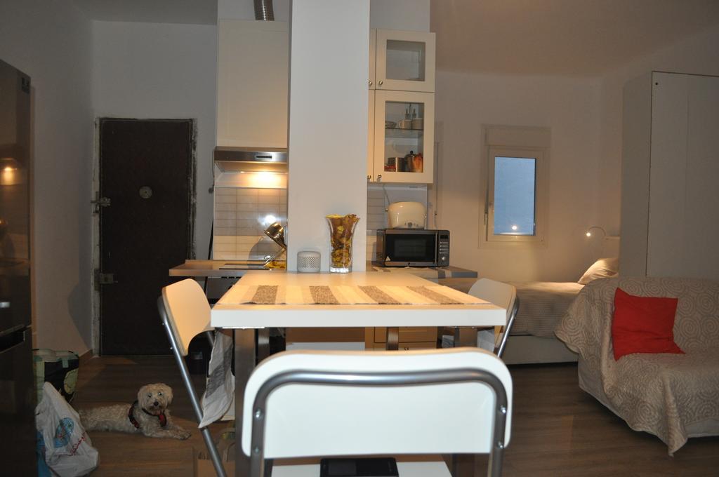 Ronda De Segovia Apartment Madrid Luaran gambar